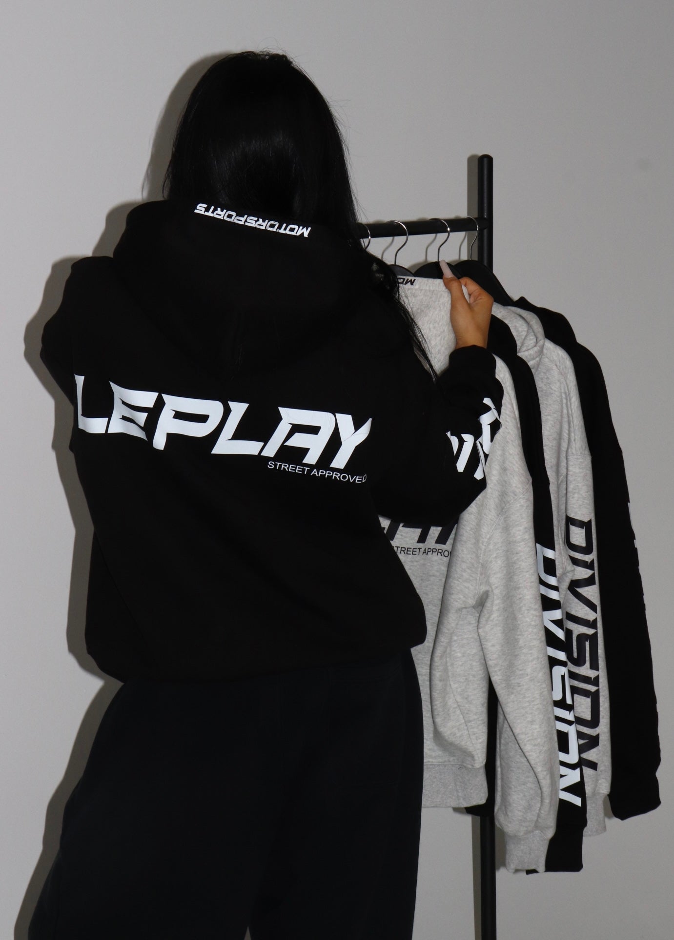 LEPLAY HOODIE- Black